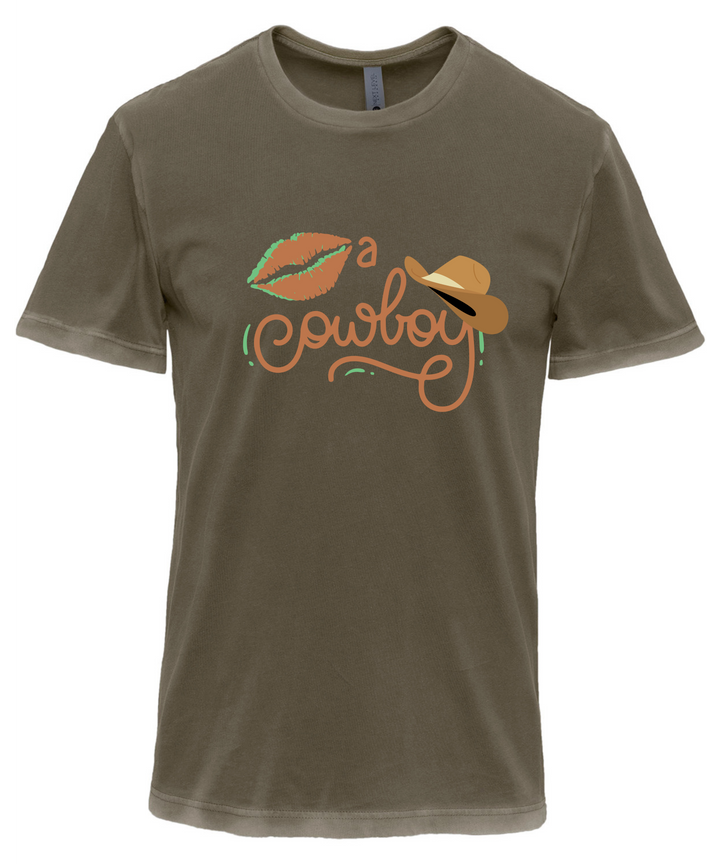 Kiss a Cowboy Unisex Women Men T-Shirt